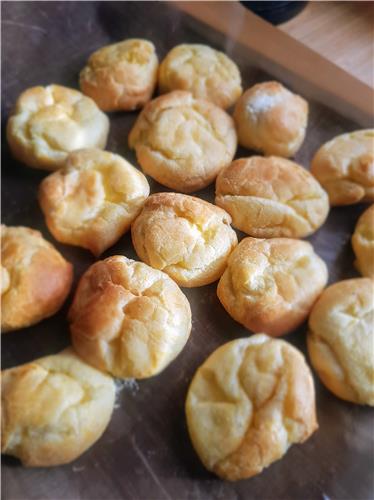 Chocolate Profiteroles